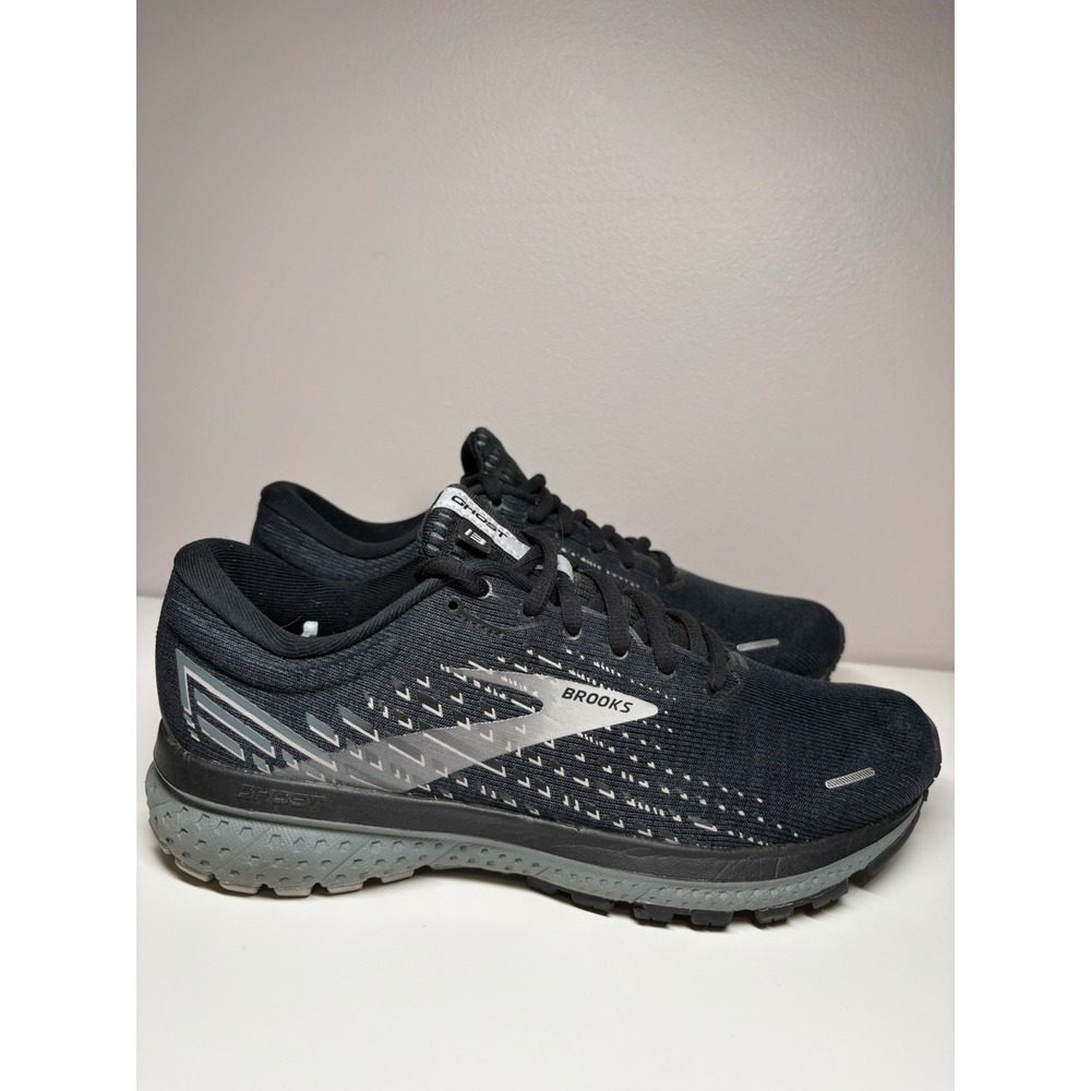 Brooks Mens Ghost 13 Athletic Running Shoes Sneakers Black Gray - Size 7